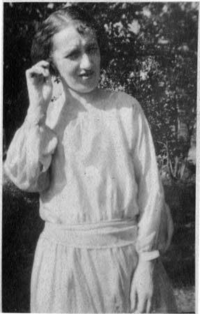 joan1-003.jpg